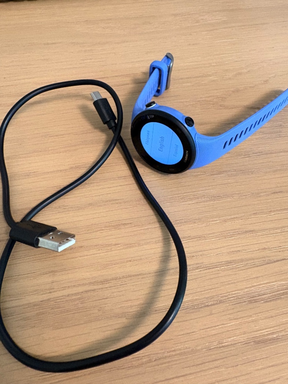 ✨👀Garmin Forerunner 45s Watch Periwinkle Blue #63S050250 and charger ✨
